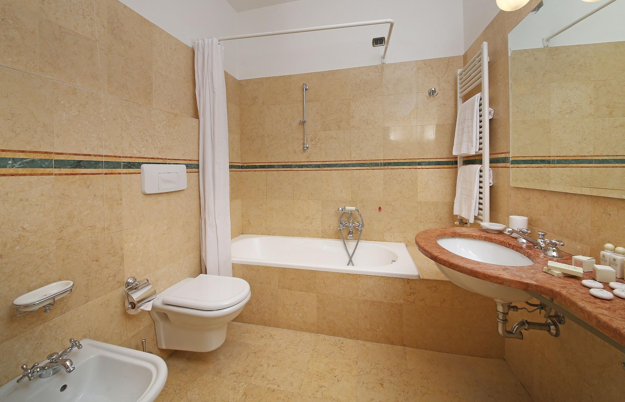Villa Sofia Hotel Gardone Riviera Eksteriør billede