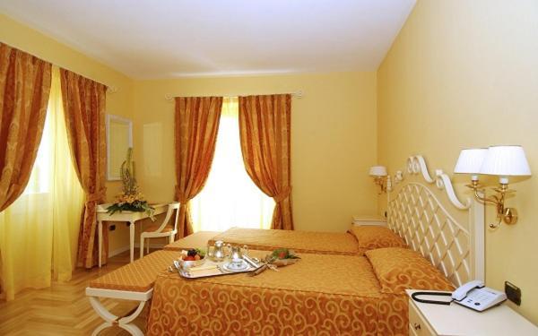 Villa Sofia Hotel Gardone Riviera Eksteriør billede