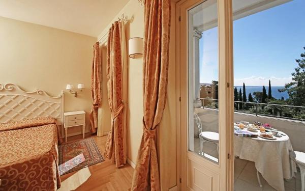 Villa Sofia Hotel Gardone Riviera Eksteriør billede
